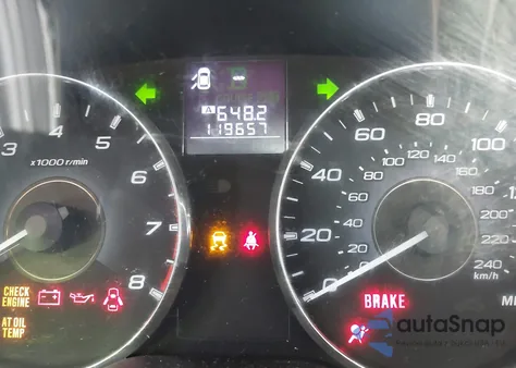 2011 Subaru Outback 2.5I Premium z USA, uszkodzony, nr VIN 4S4BRBGC8B3320738